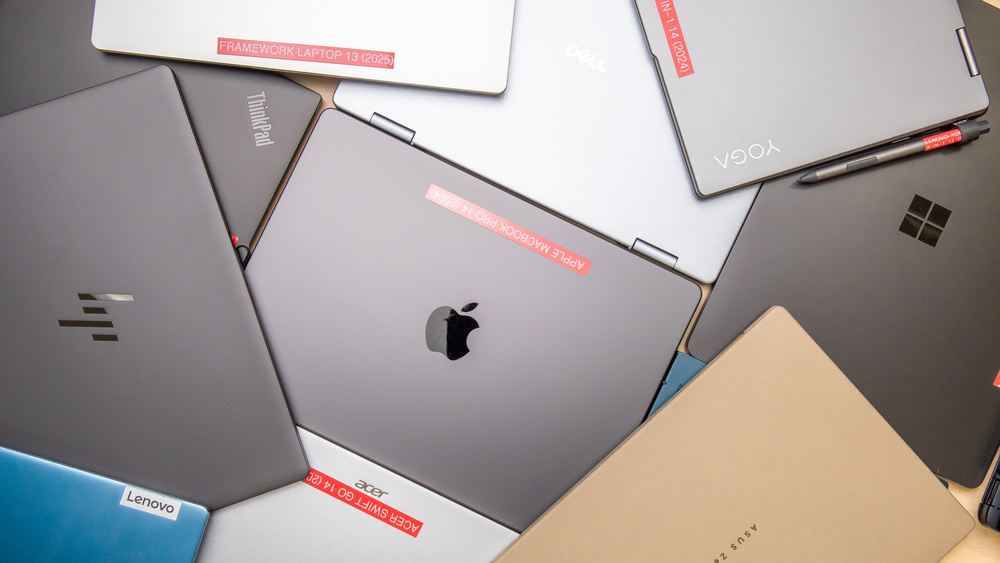 apple laptop 1